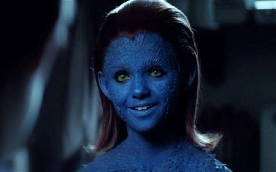 漫威魔形女多强?下水能长鱼鳃,器官任意移位,头颅中弹都死不了