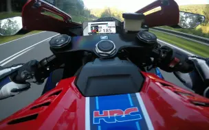 Download Video: 本田火刃第一视角，HONDA CBR 1000RR-R原声声浪纯享！