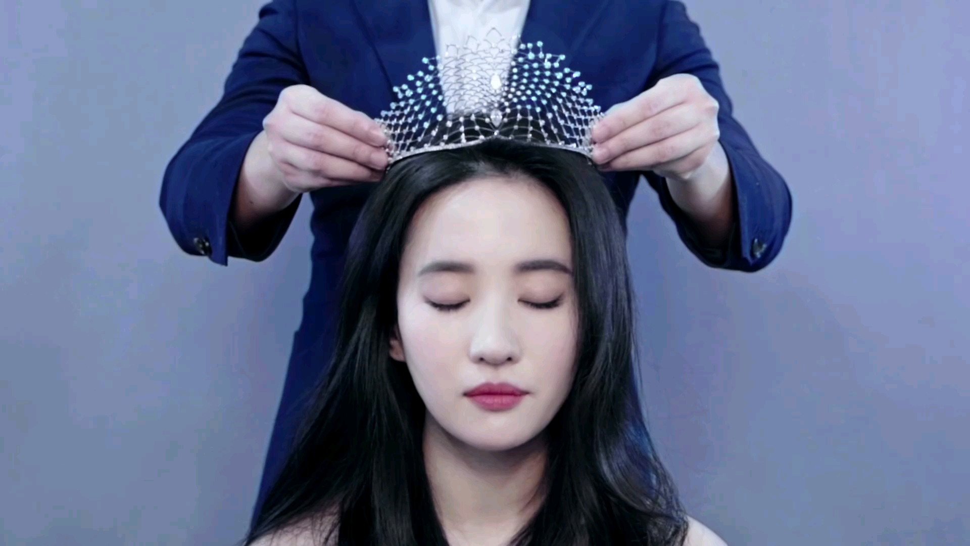 chaumet冠冕大使刘亦菲刘亦菲冠冕大片花絮视频