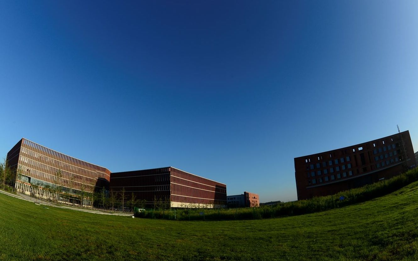 东北大学 软件学院 1802班 4月团日_哔哩哔哩 (゜-゜)つロ 干杯~-bili