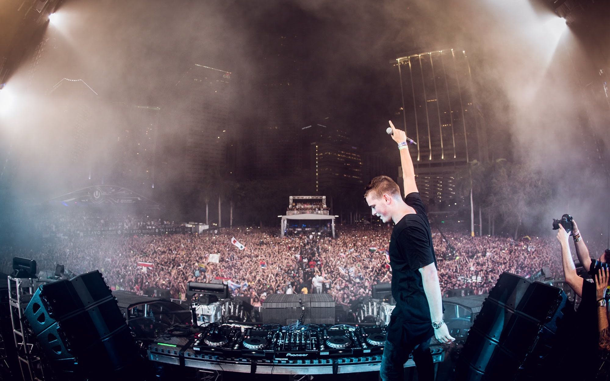 小马丁martingarrix电音节爆炸输出高能现场