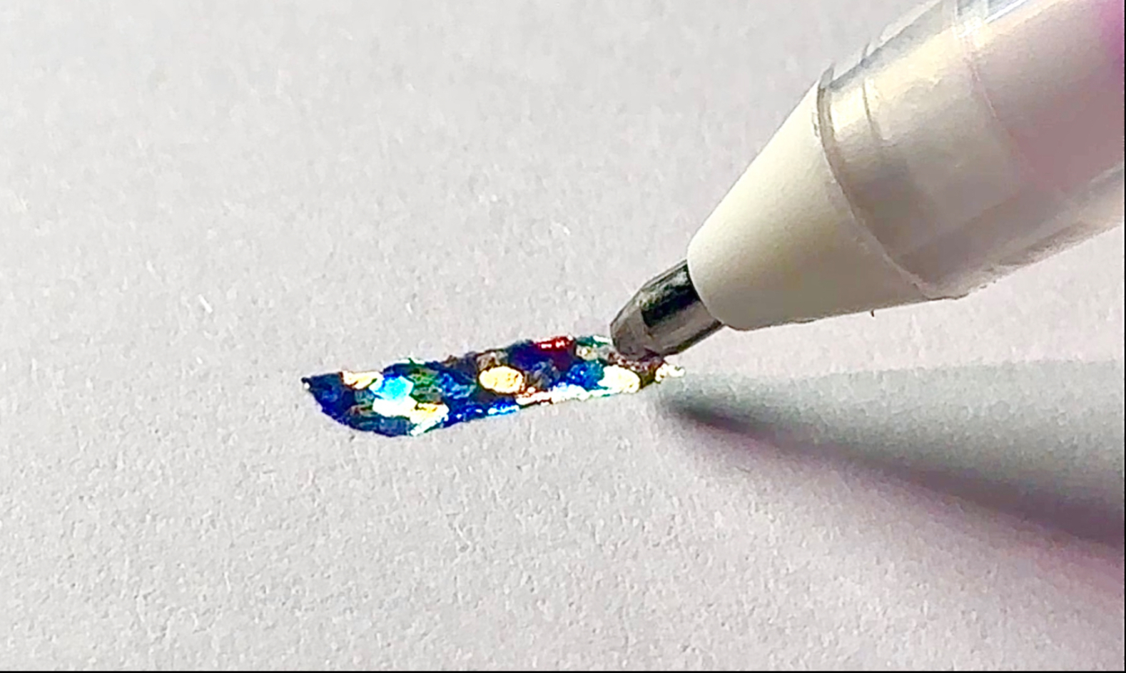 镭射烫金纸写字这么好看?闪到眼睛睁不开