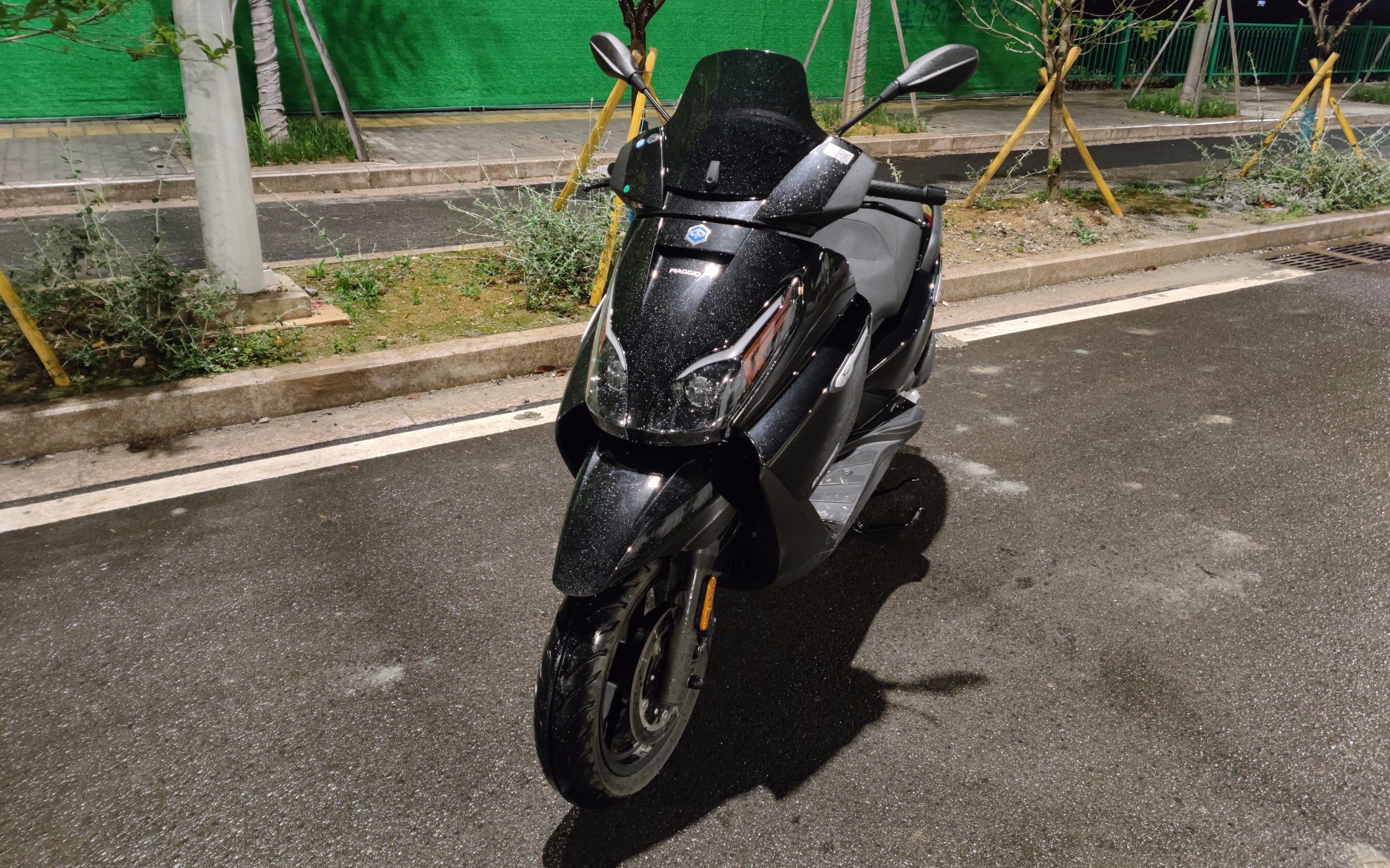 比亚乔x7静态感受