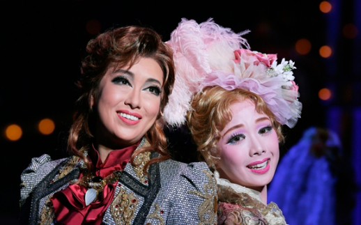 9999こうもり博士の愉快な复讐剧99999916年星组99宝冢