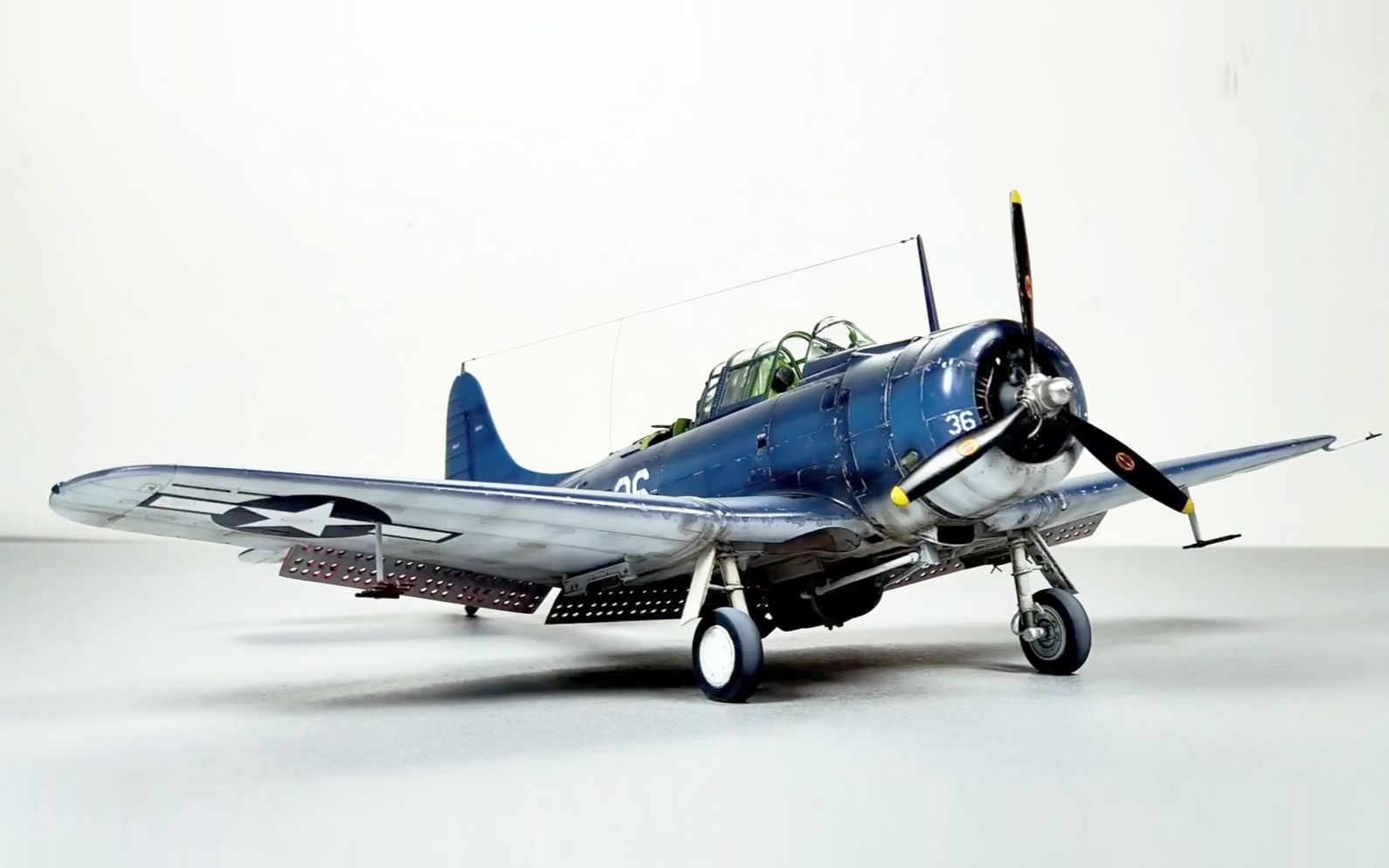 ScaleModelAircraft / Academy道格拉斯SBD5＂Dauntless＂模型制作(1/48)哔哩哔哩bilibili