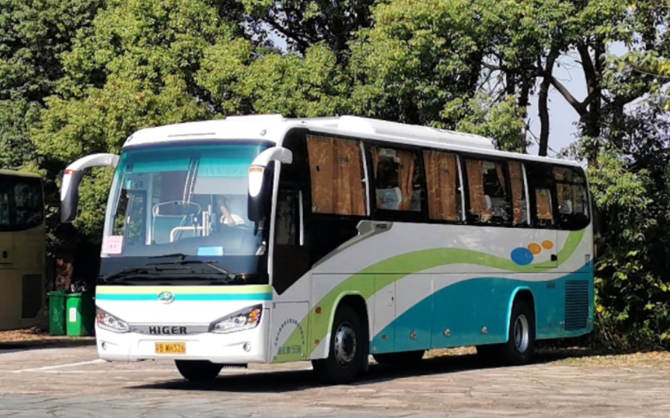 [pov62(2)·无锡]大巴车钻小道!