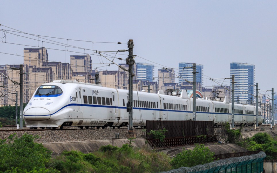 crh2c-2061担当dj17次进南昌西站