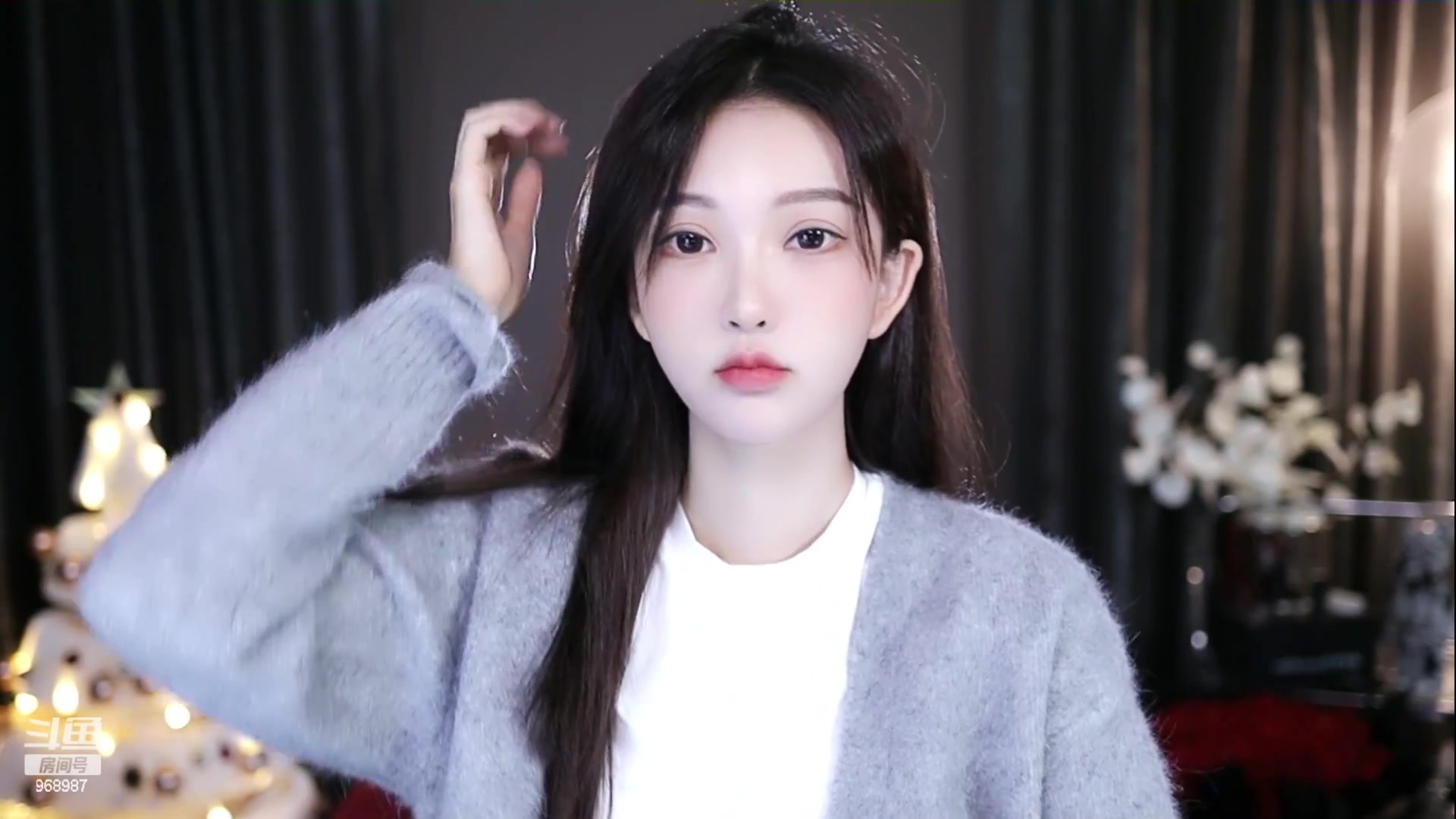 [斗鱼]南妹儿呀直播录像2023-02-17 22点