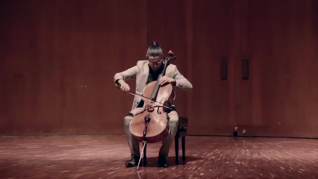 [图]Gaspar Cassadó Suite for Cello Solo (Complete)_ Santiago Cañón Valencia