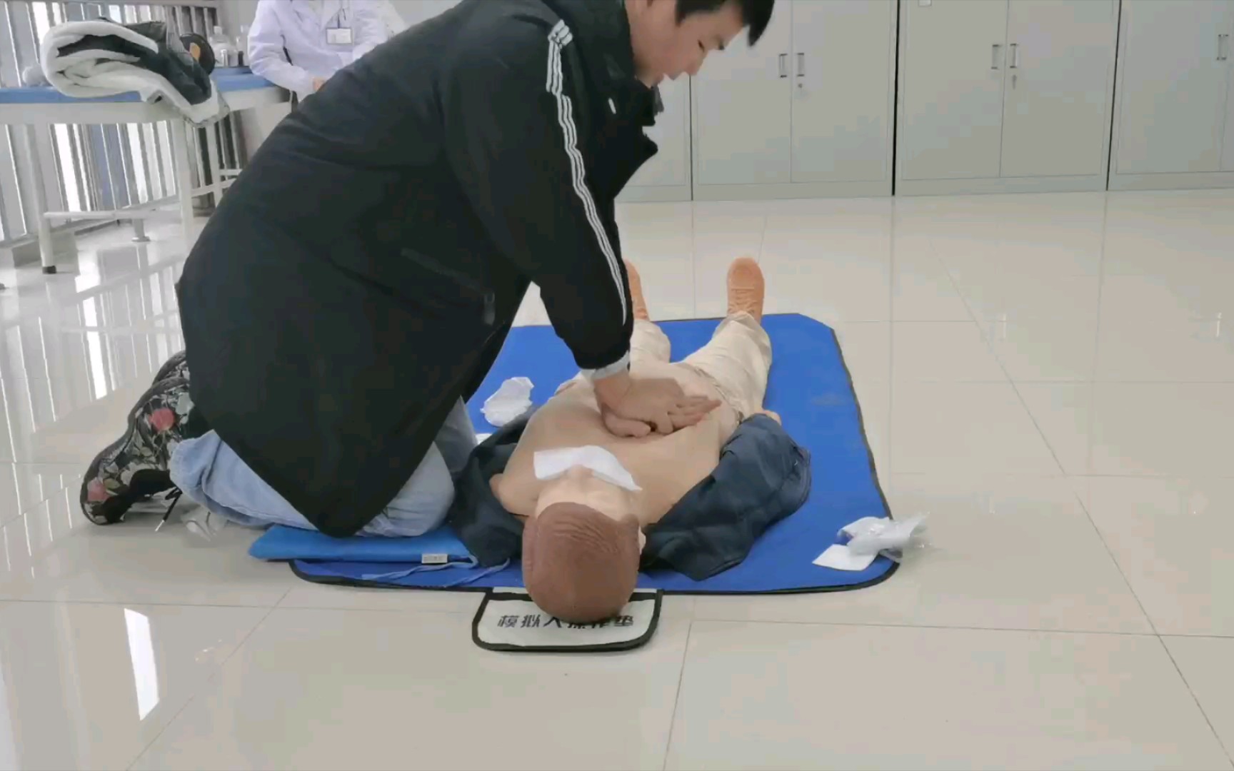 今天CPR考试,给大家看看CPR具体流程是什么样子的哔哩哔哩bilibili