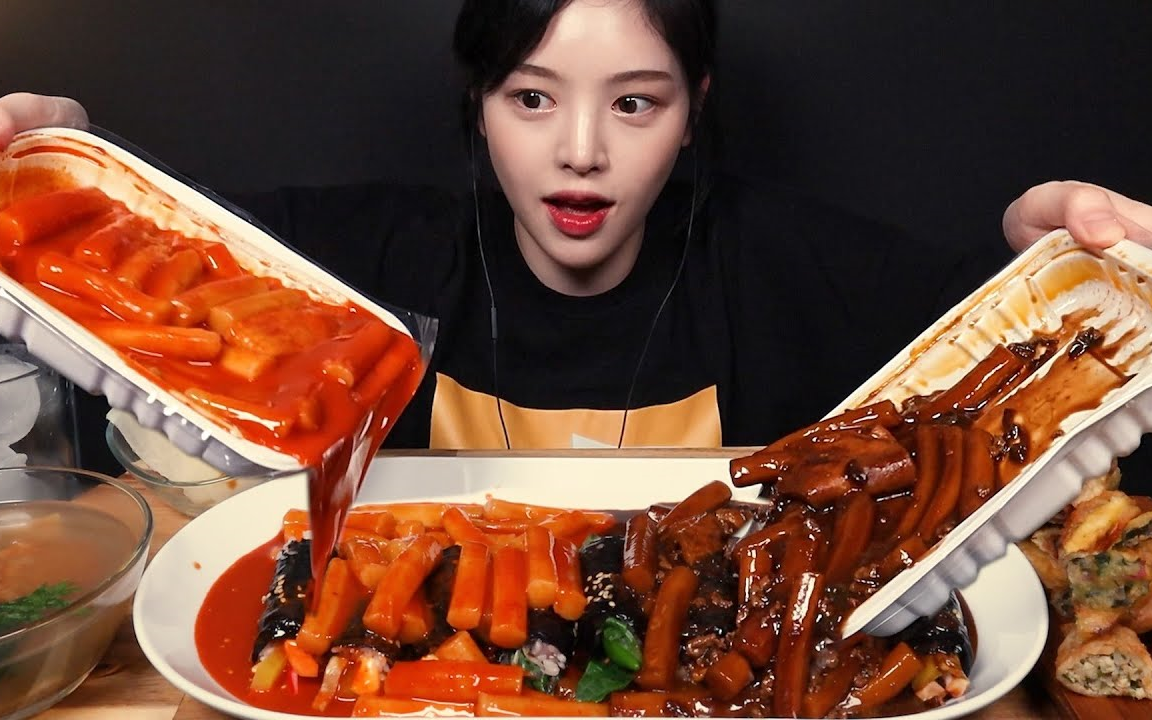 【boki吃播】香辣炒年糕&炸酱炒年糕,迷你紫菜包饭,炸什锦吃播