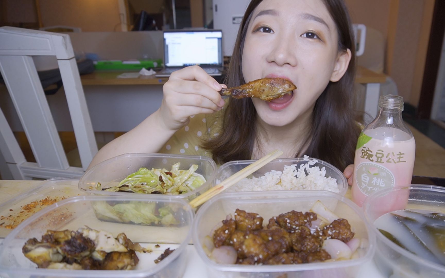 一顿吃太多敬汉卿日常吐槽女运营养不起