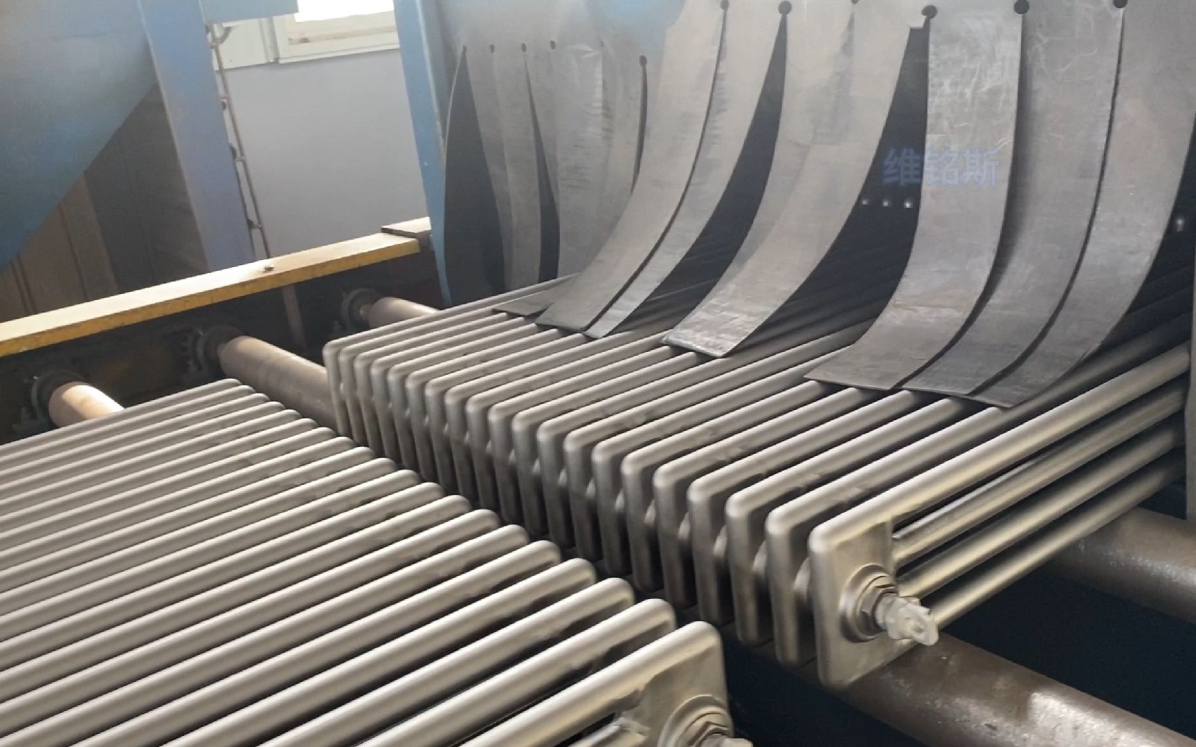 sqgz406钢管四柱型散热器 集中供暖钢四柱暖气片