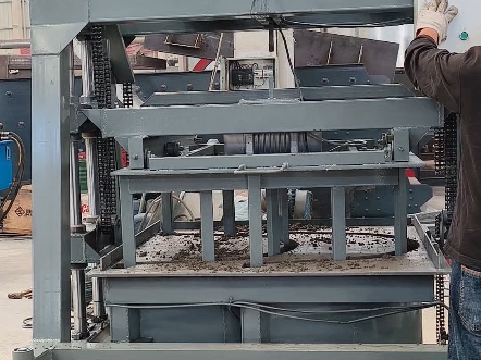 高标准农田排水渠设备 水泥u型槽一次成型机 混凝土预制构件设备