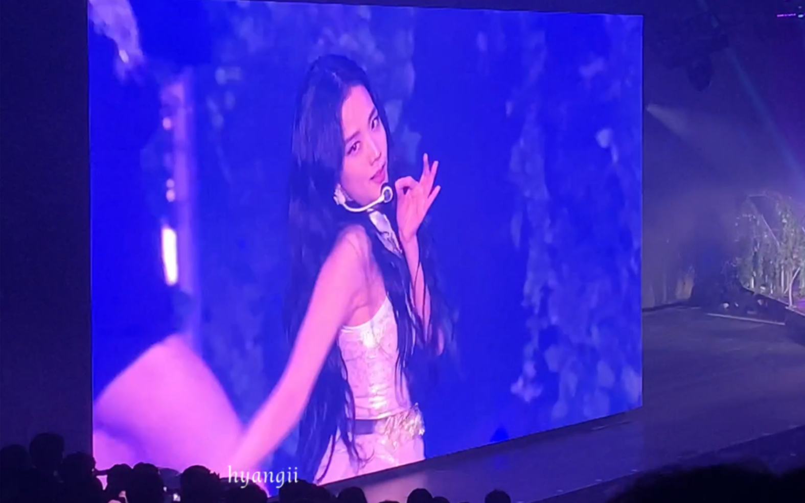 [图][221015 BLACKPINK] 口哨 whistle