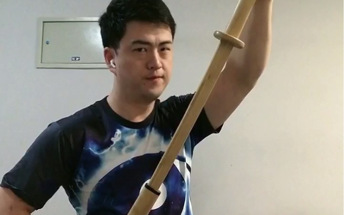 打刀旋转纳刀如何做