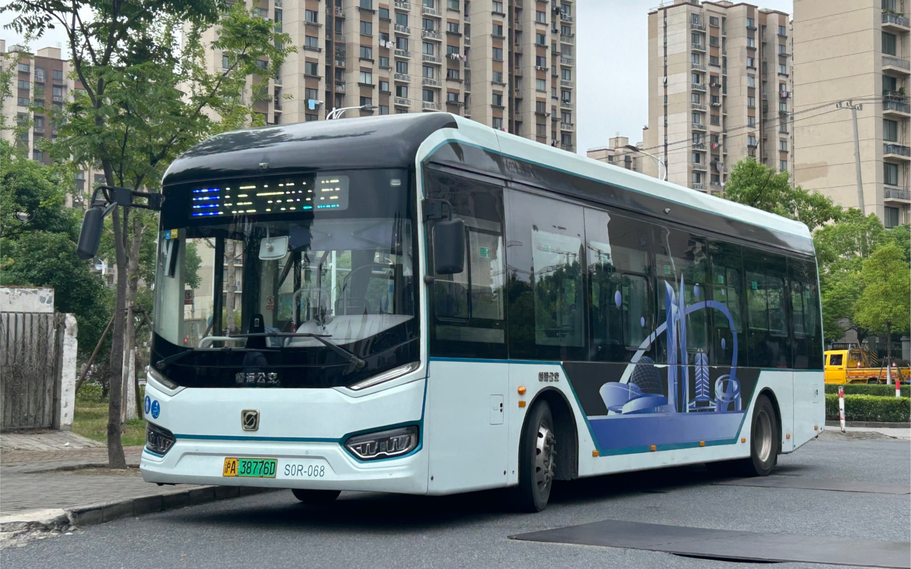 (惠南往返泥城谁会坐 主要服务四团邵厂人民)上海临港公交 大泥专线