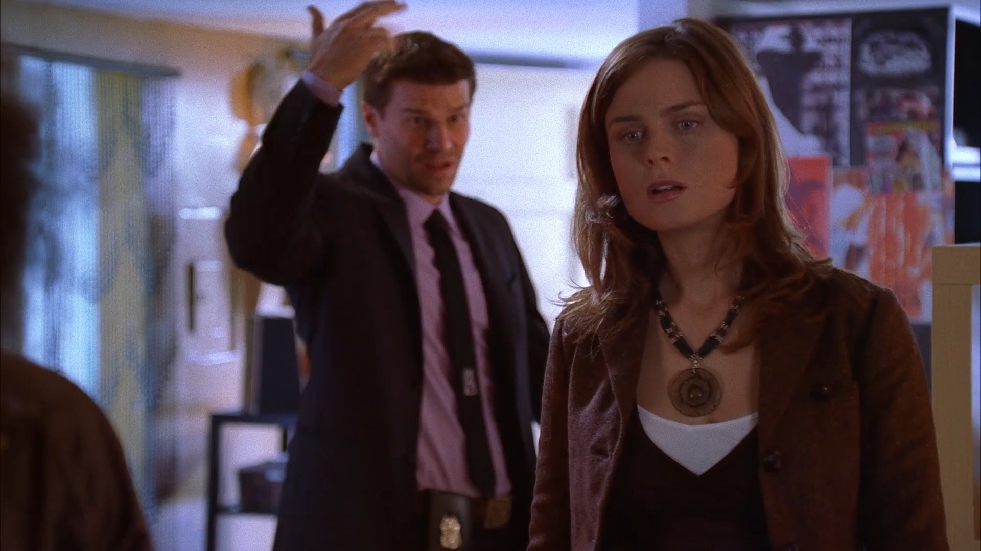 【超清修复】e01 识骨寻踪·墙后男尸案【3】