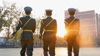 追逐光，成为光，散发光！