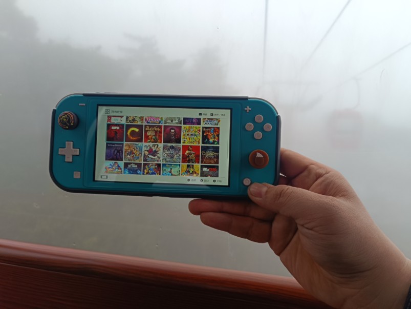 今天来爬庐山,做索道闲来无事,拿出switch来打两把街霸.