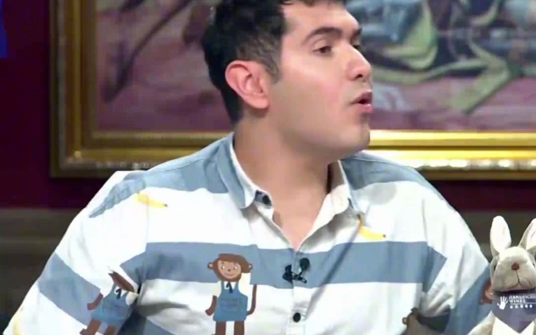 华波波曝心酸史直言大家都给功必扬点赞却不给自己点赞非正式会谈