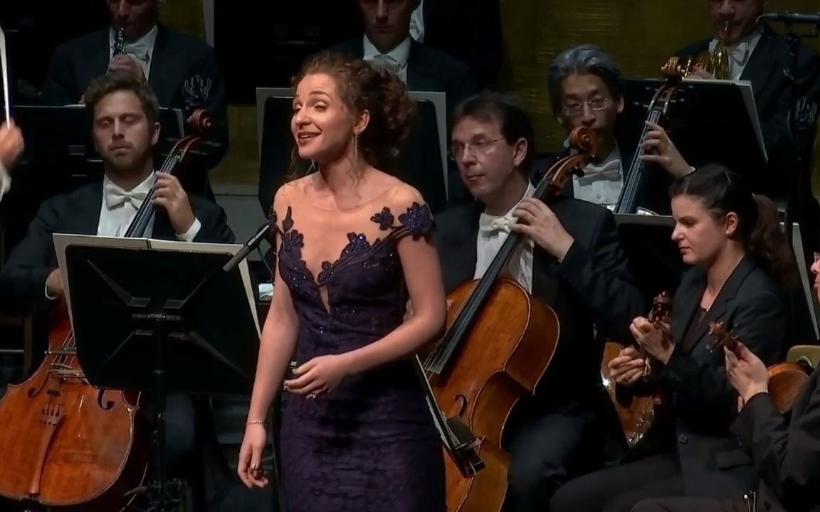 [图]91年保加利亚次女高Svetlina Stoyanova演唱艺考神曲Cherubino's aria “Voi che sapete ”