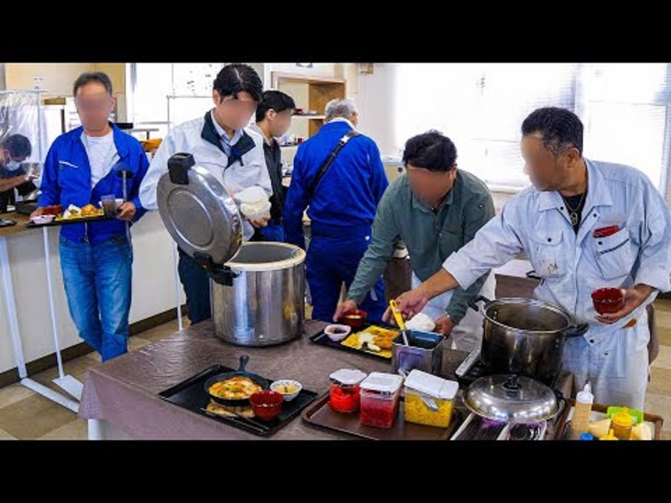 【日本美食】男士们最爱份量十足餐点,位于港湾的CP值极高的人气食堂!哔哩哔哩bilibili