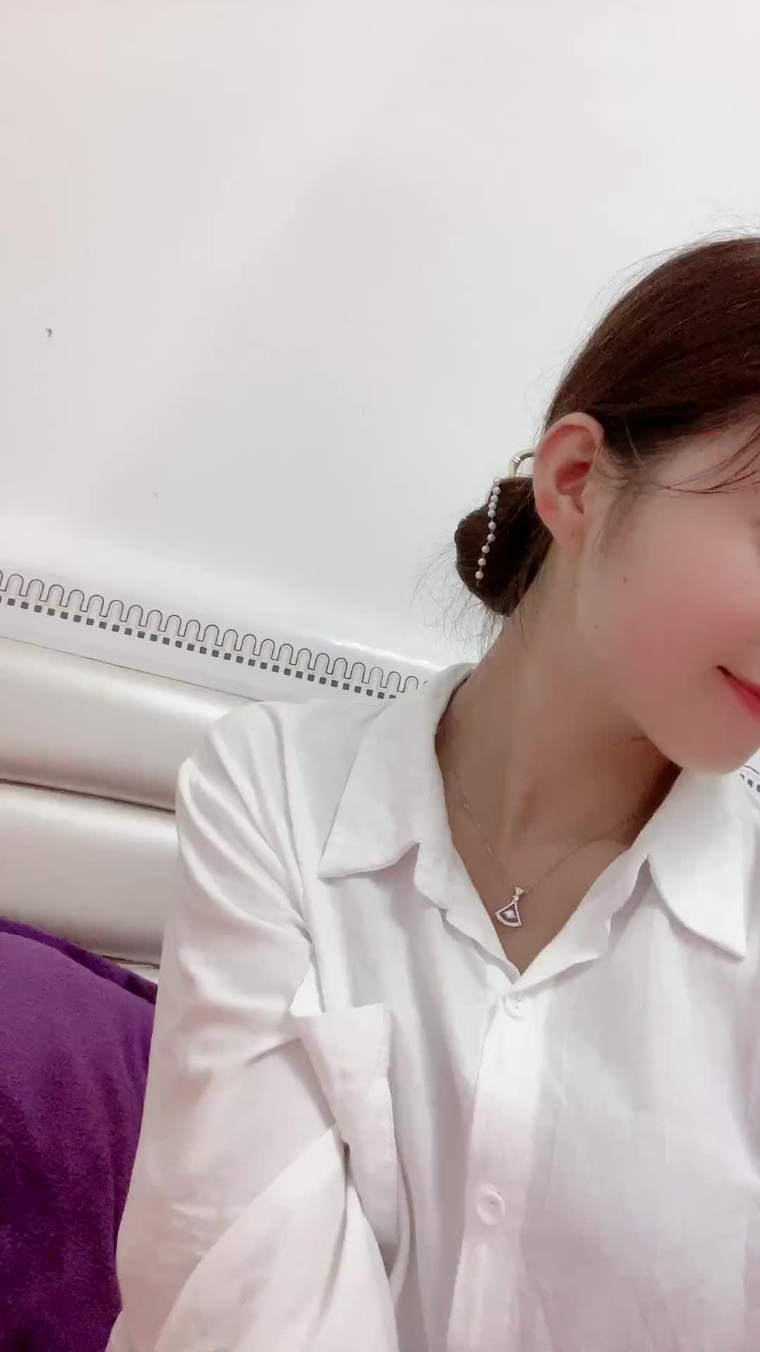 卸妆睡觉啦素颜晚安玛卡巴卡爱笑女孩运气不差全世界晚安抖音小助