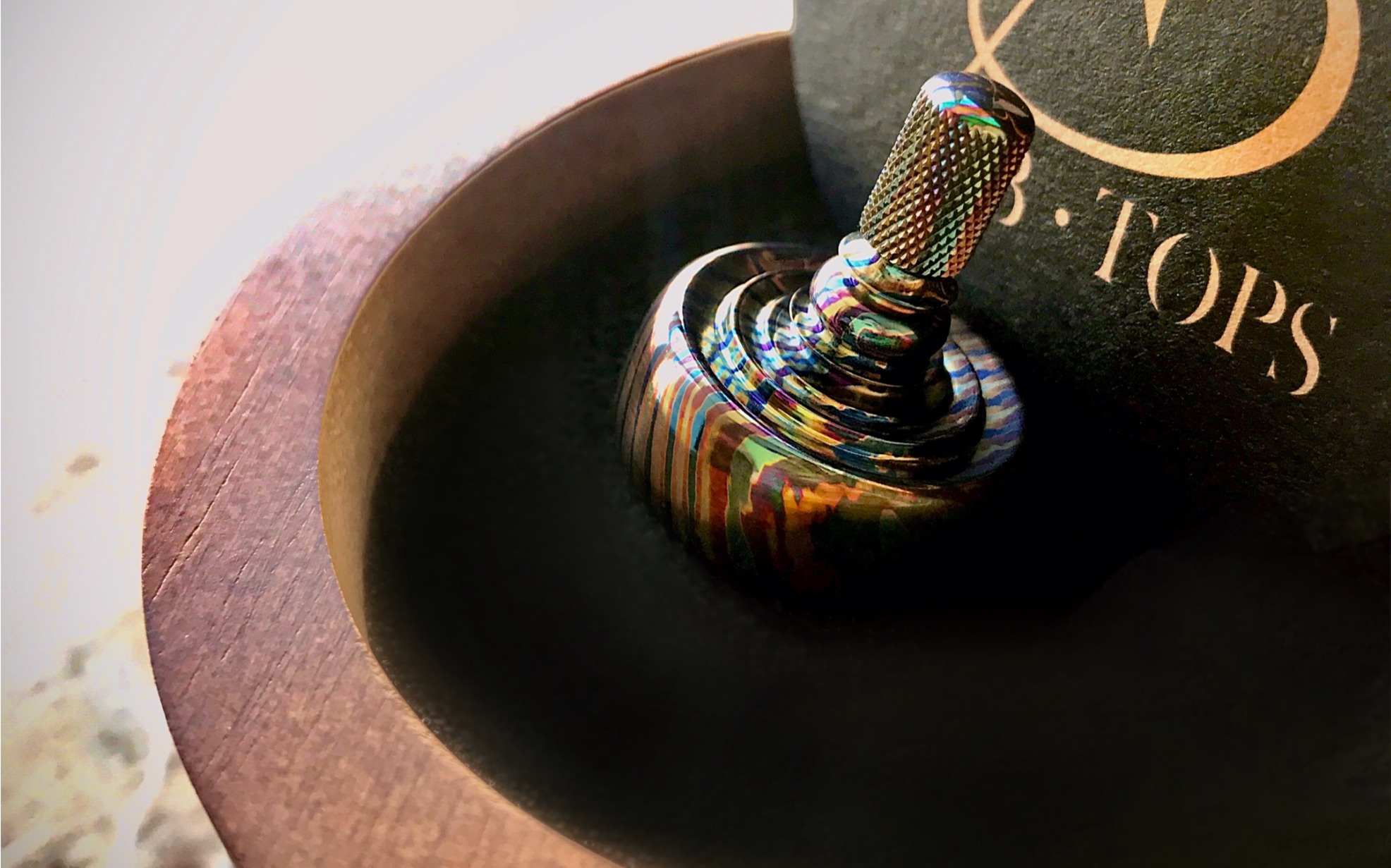 手捻陀螺指尖陀螺欣赏