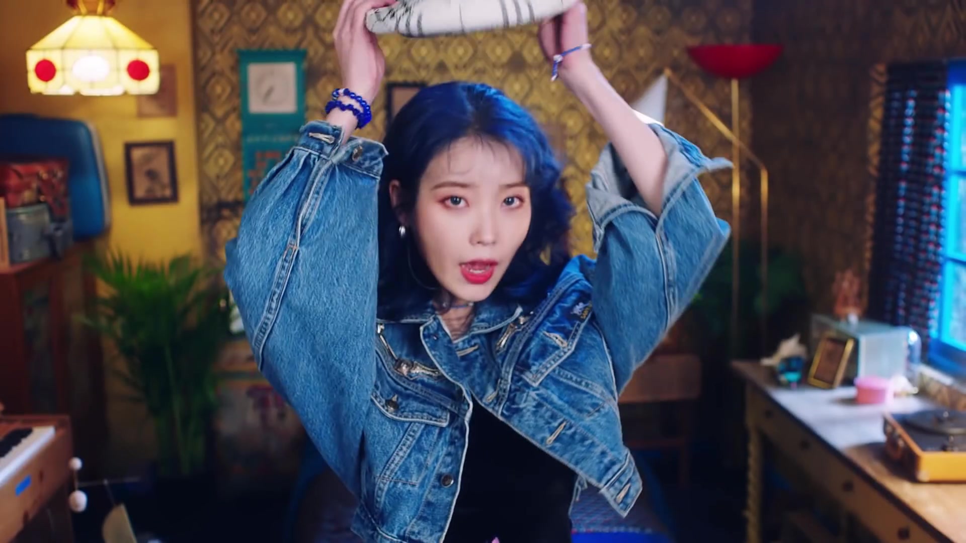 [mv] iu -《blueming》_哔哩哔哩_bilibili