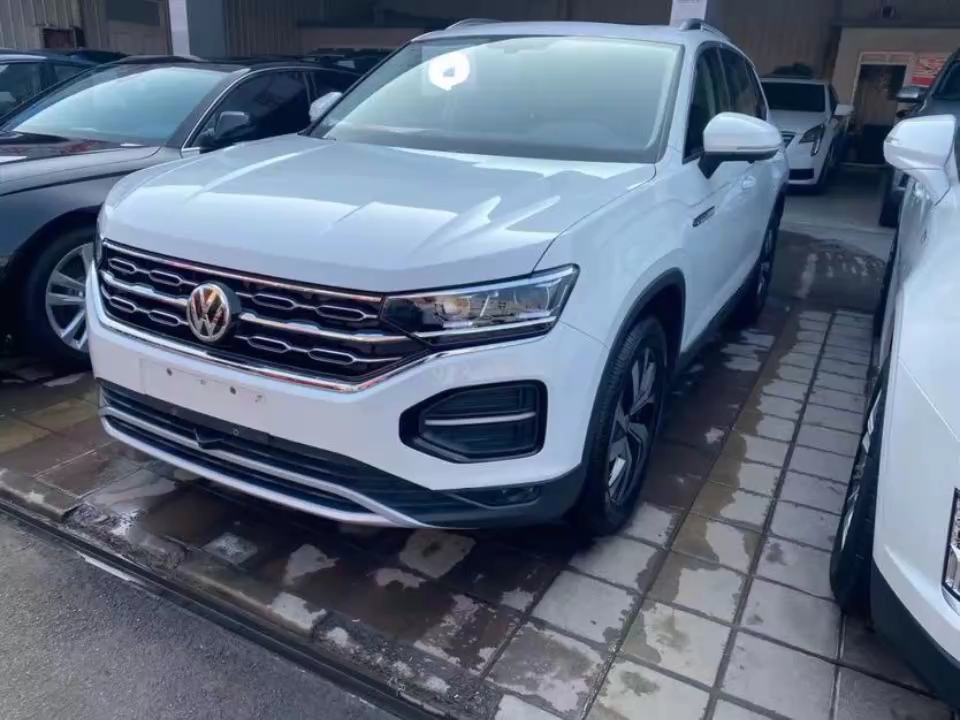 准新车大众探岳 2020款 330tsi 双离合 两驱 豪华智联版 1千公里 21