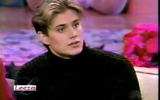 [图]Jensen Ackles excerpt from Leeza Gibbons Celebrates Christmas with DOOL（1997）