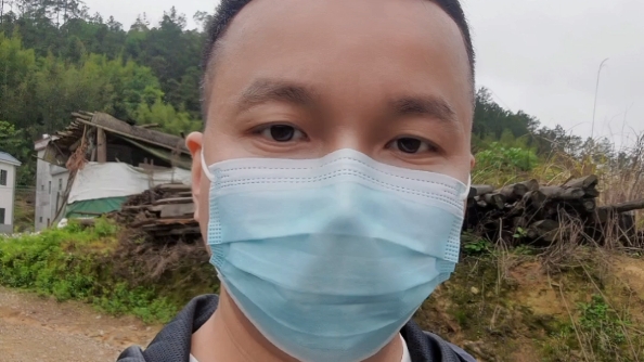 梅姨是存在的,申聪的买家与梅姨曾经的相好家同镇,且相隔不远