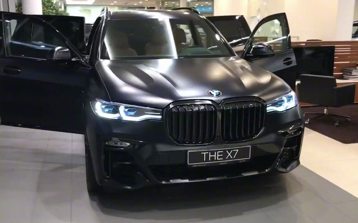 2022款宝马x7黑武士版静态体验,看完给我一个不买的理由!