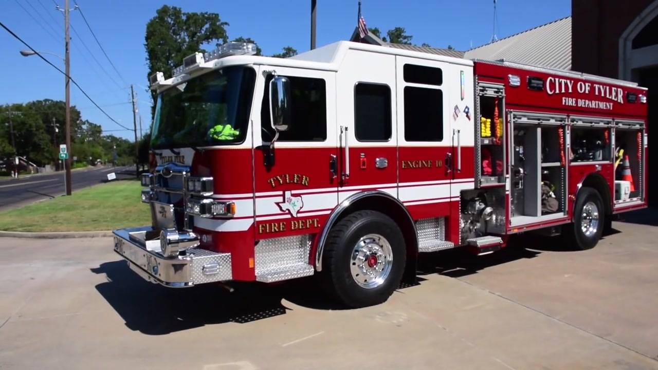 美国德州泰勒市消防局的新款灭火消防车