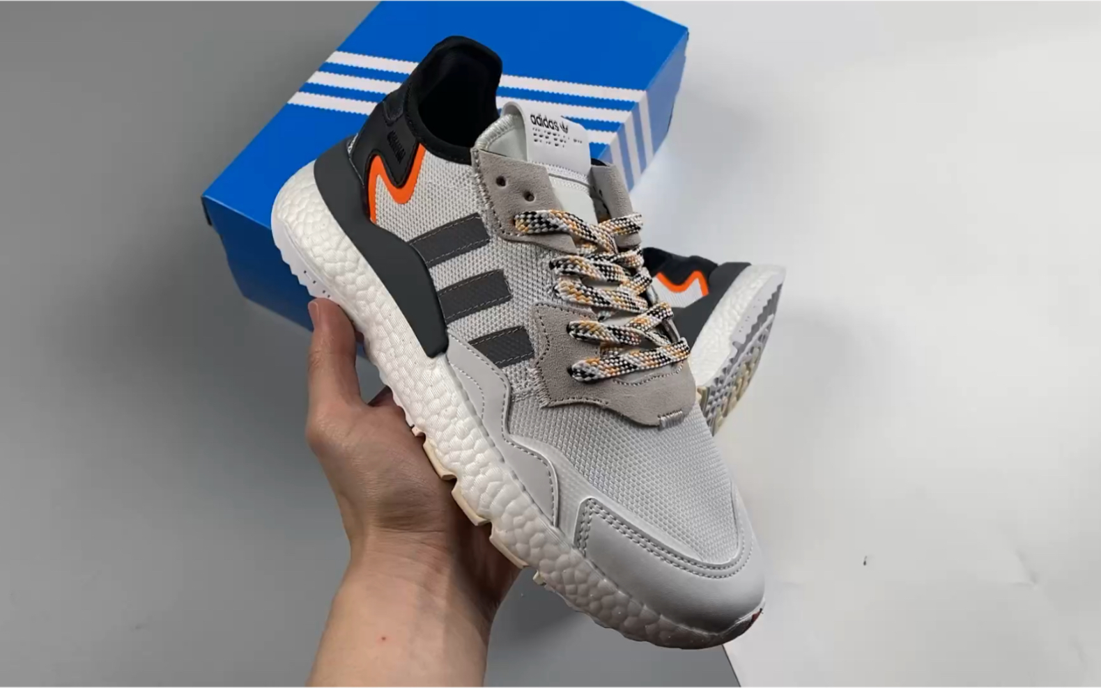 阿迪达斯/adidas nite jogger 三叶草 夜行者 视频实拍