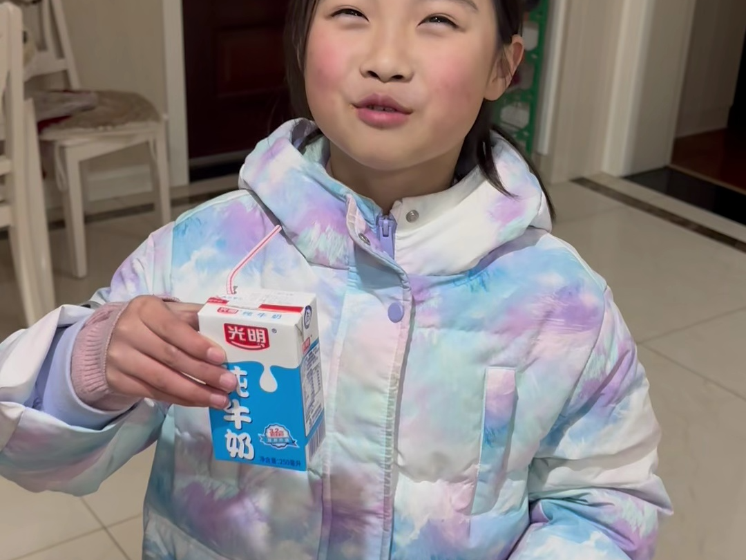 拒不配合的臭悦悦