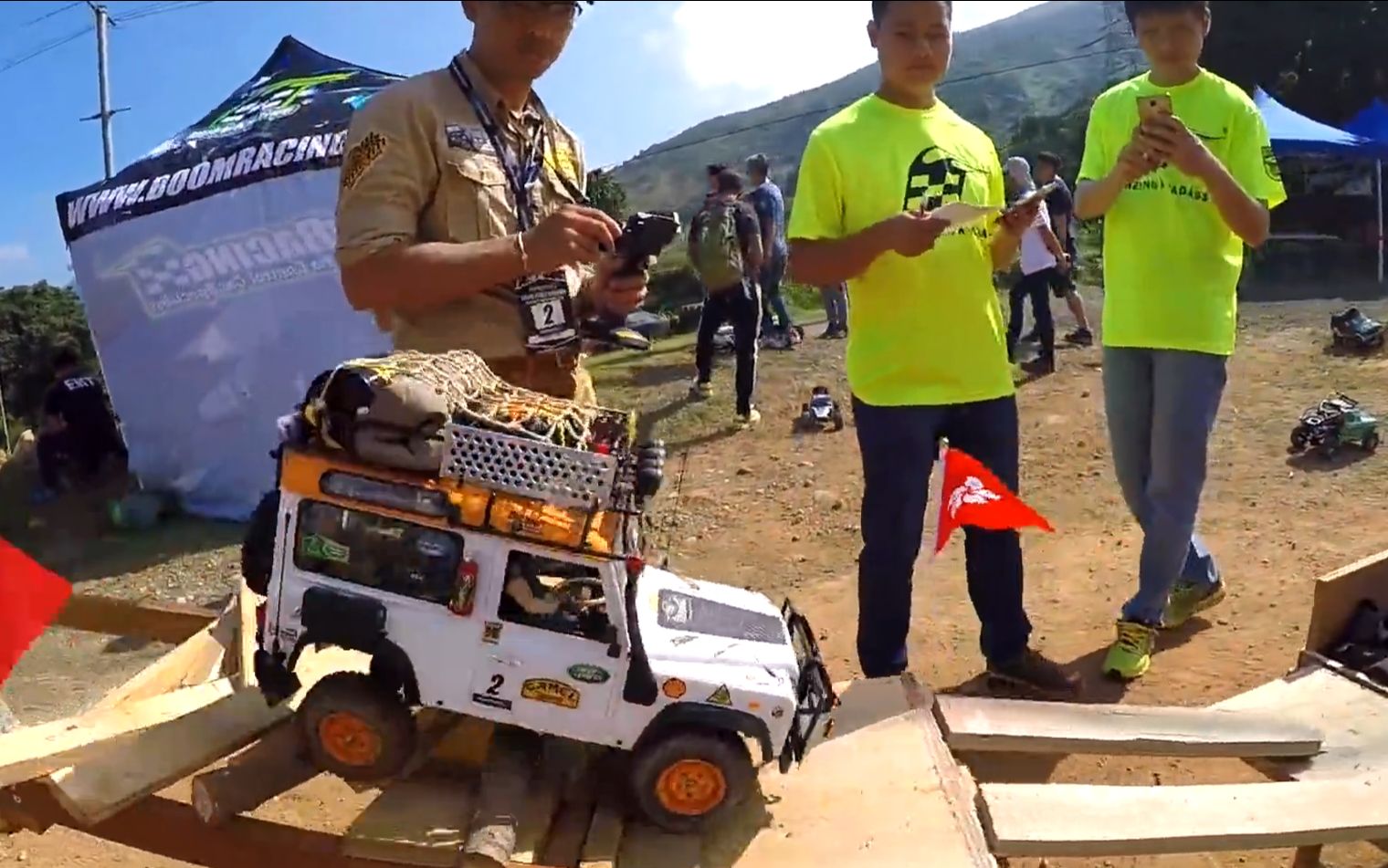 【遥控车】遥控车越野 - rc truck action hk 2016 路虎卫士 @绝影