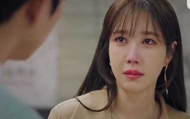 【顶楼】珍妮这次是真的坚强,学暴委上勇敢的反击,熙京退学