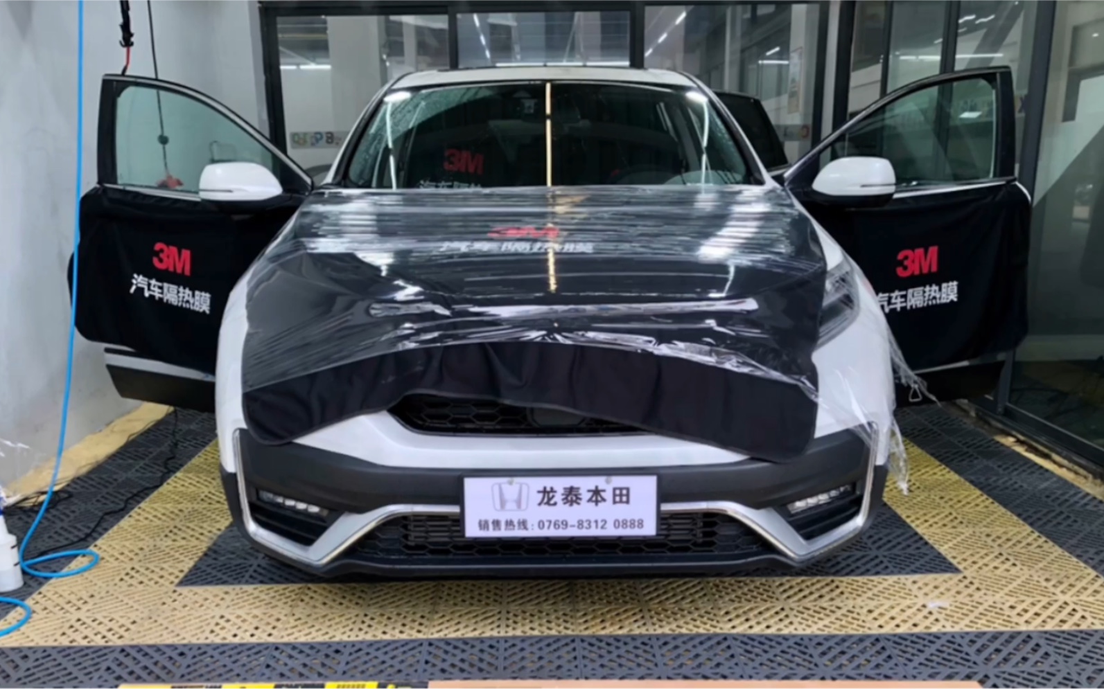 龙泰名车 本田crv贴3m膜完工展示