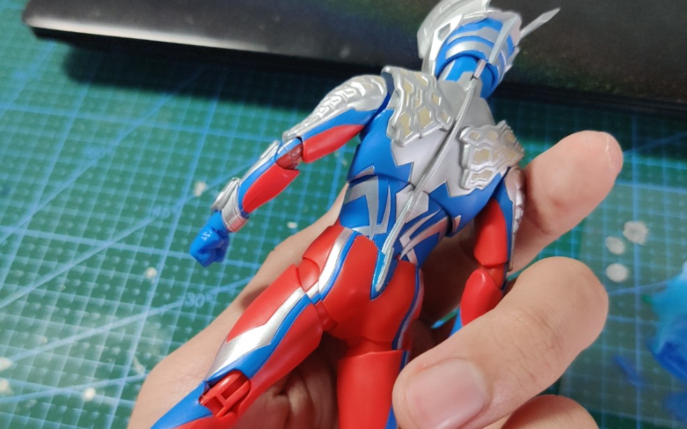 赛罗奥特曼手臂康复训练