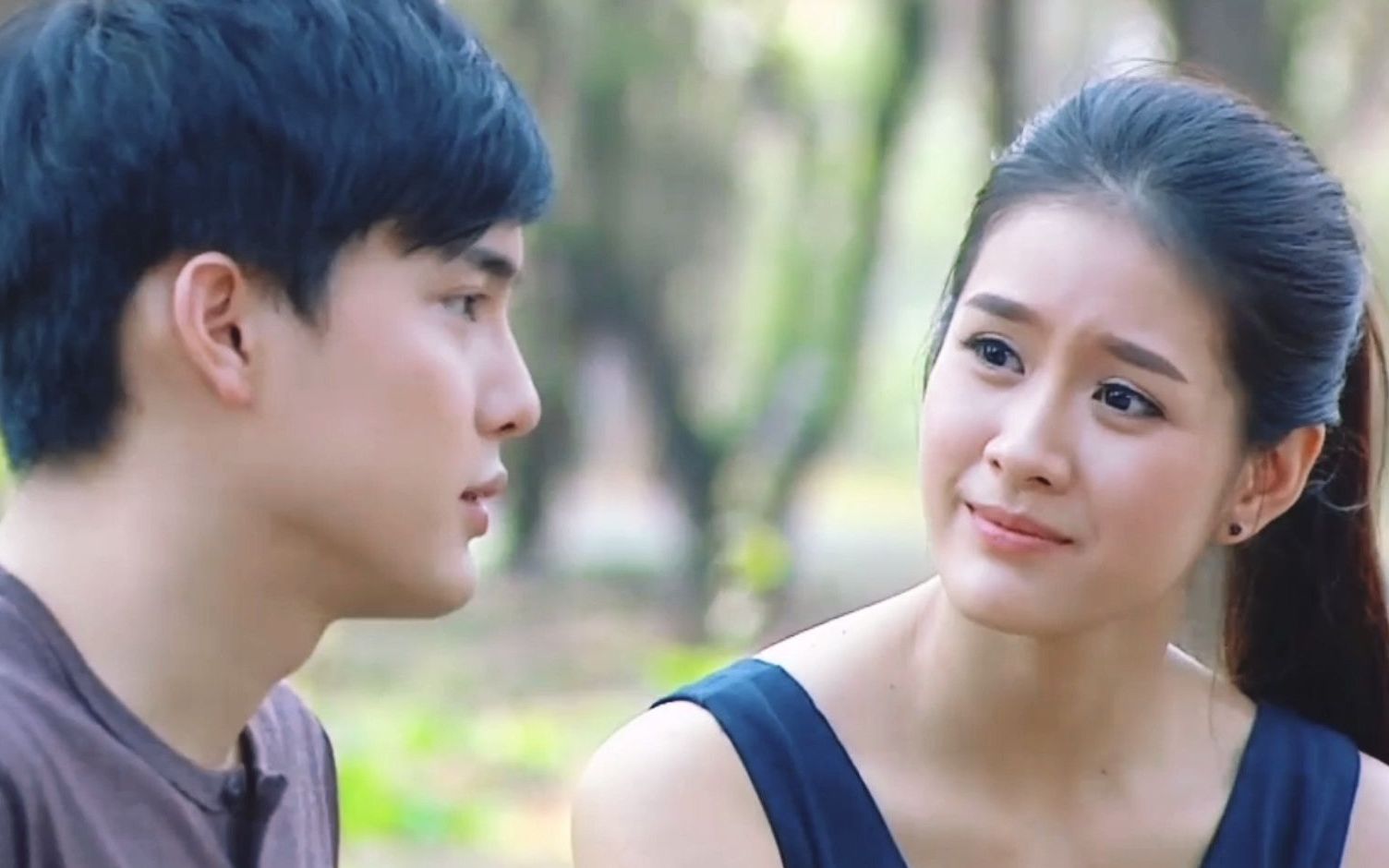 praewchermawee缚茧之蝶男二女二混剪