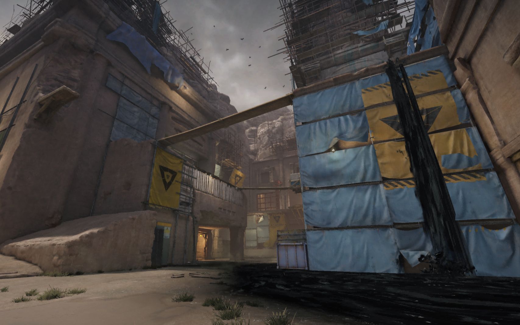 cf标清闪退大区——迷失边城