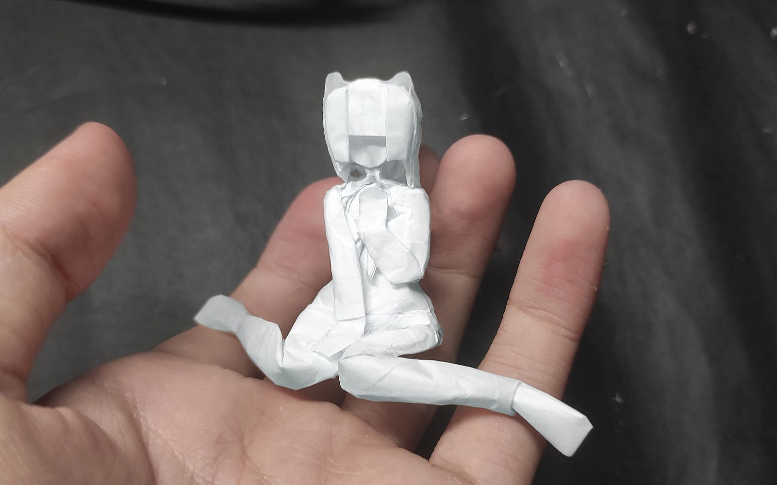 【折纸】折个纸片人(加速版见前一投稿)_哔哩哔哩_bilibili