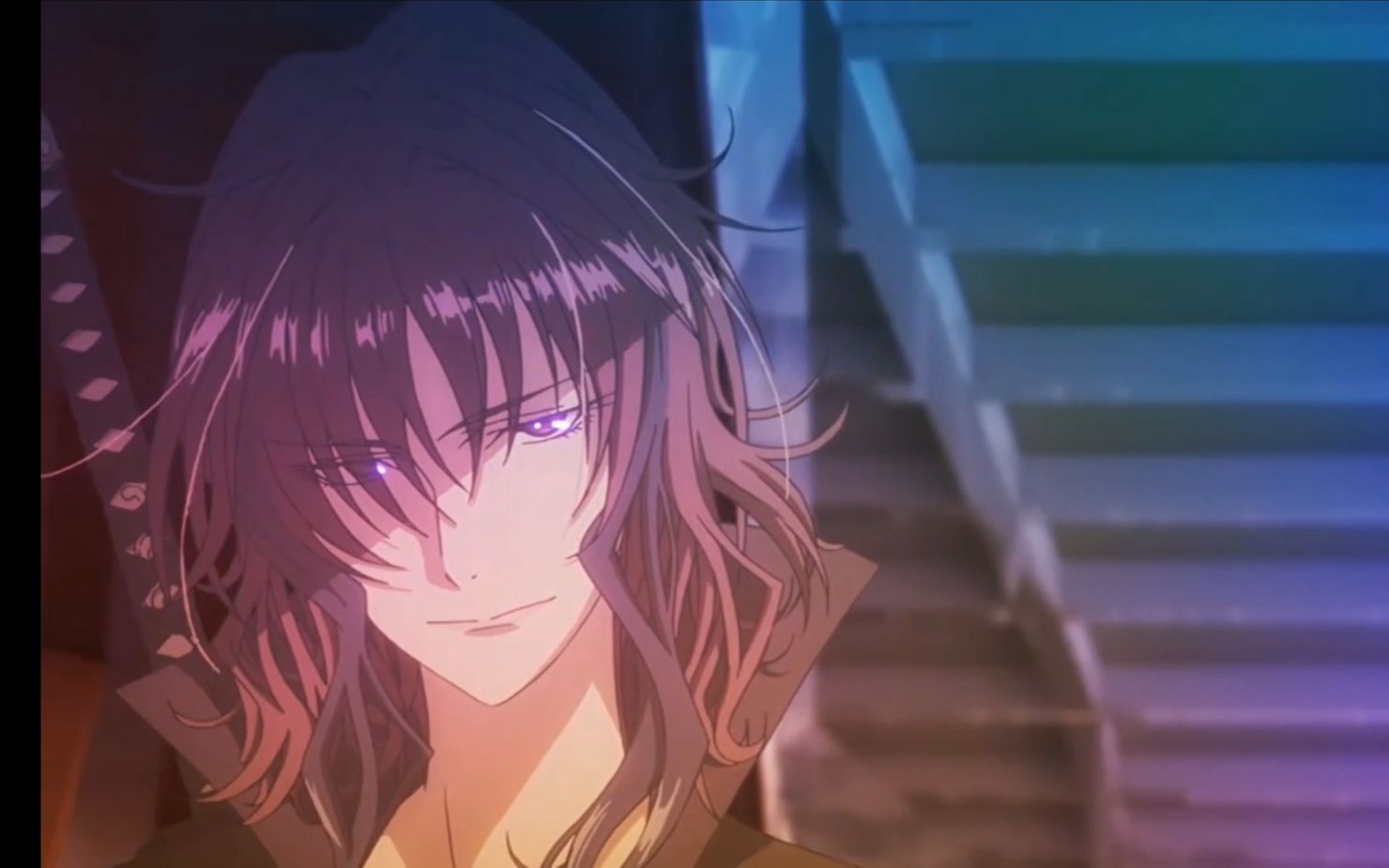 点击即看疯批男美人耍花刀