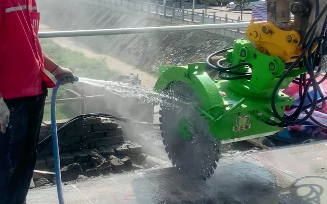 矿山用岩石圆盘锯 锯片式岩石锯 锯片式岩石开槽锯 锯片岩石锯 龙岩