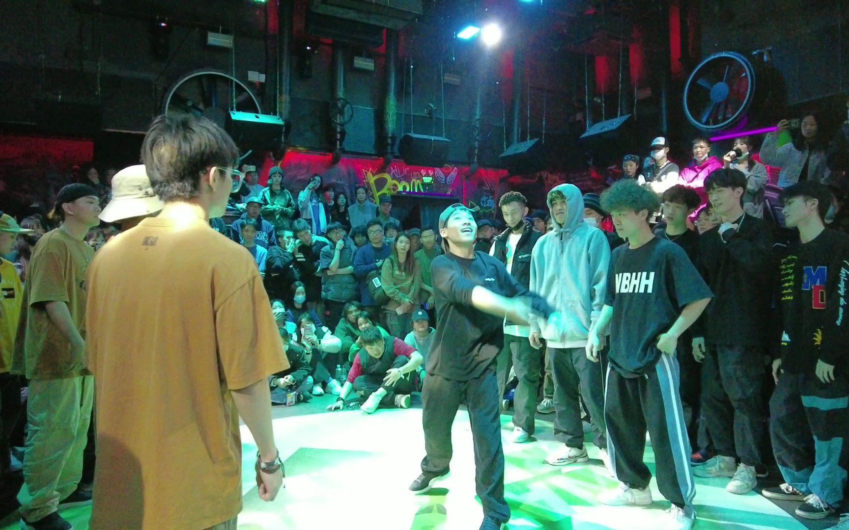 HiphopFunYellowshix等vs陈柏宇Hato林榕周大轩(win)4v48进41NaturalReaction.62023广州哔哩哔哩bilibili