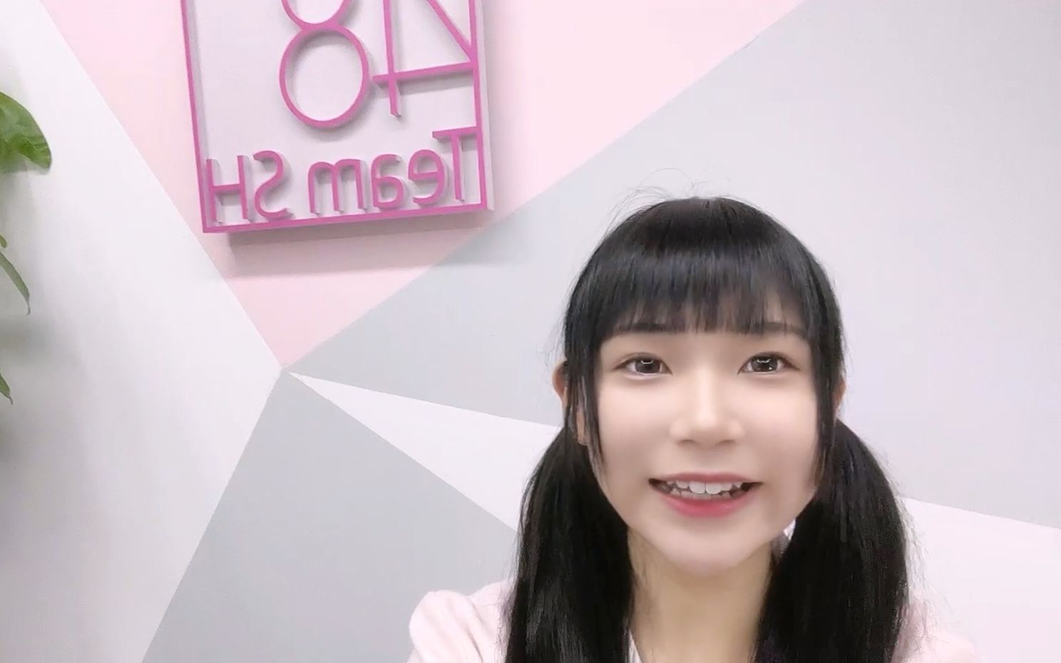 【akb48teamsh-张艺琳】2022.11.01直播录屏(有头 保安小姐姐一枚呀 )