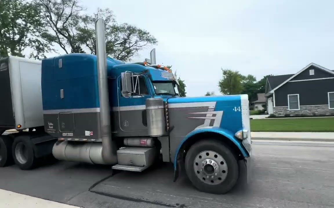 【北美卡车】【west central truck spotting】卡车定位 - 平板玻璃