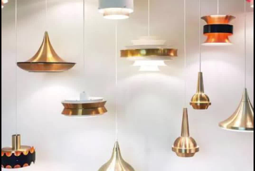 星空：夜停泊街角，潮凝望街角